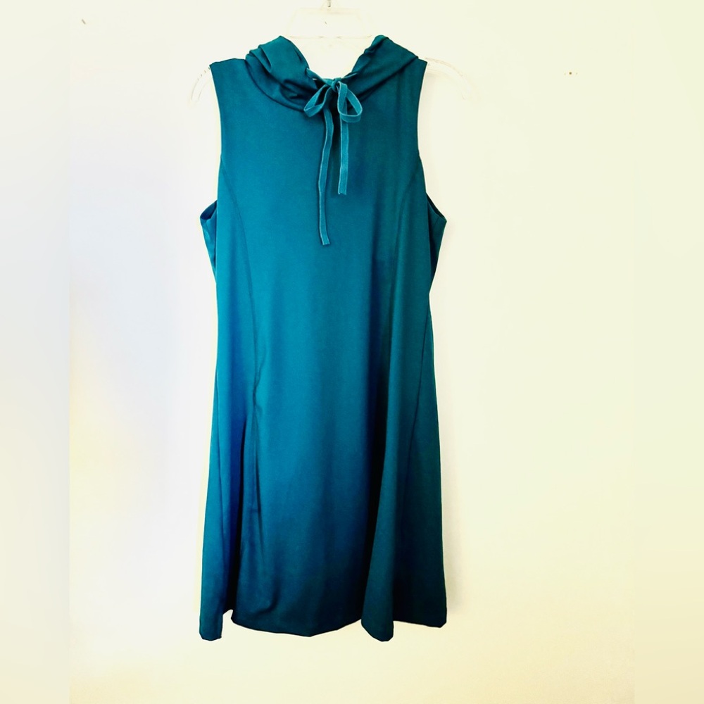 myellement Woman’s Hooded Sleeveless Dress, Size M